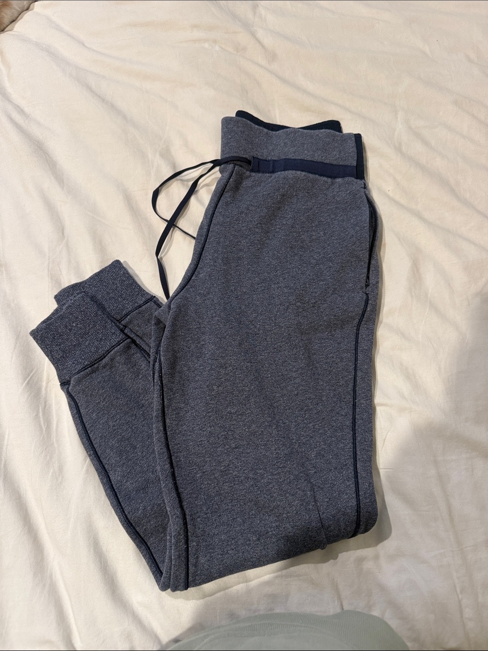 Lululemon jogger sweatpants